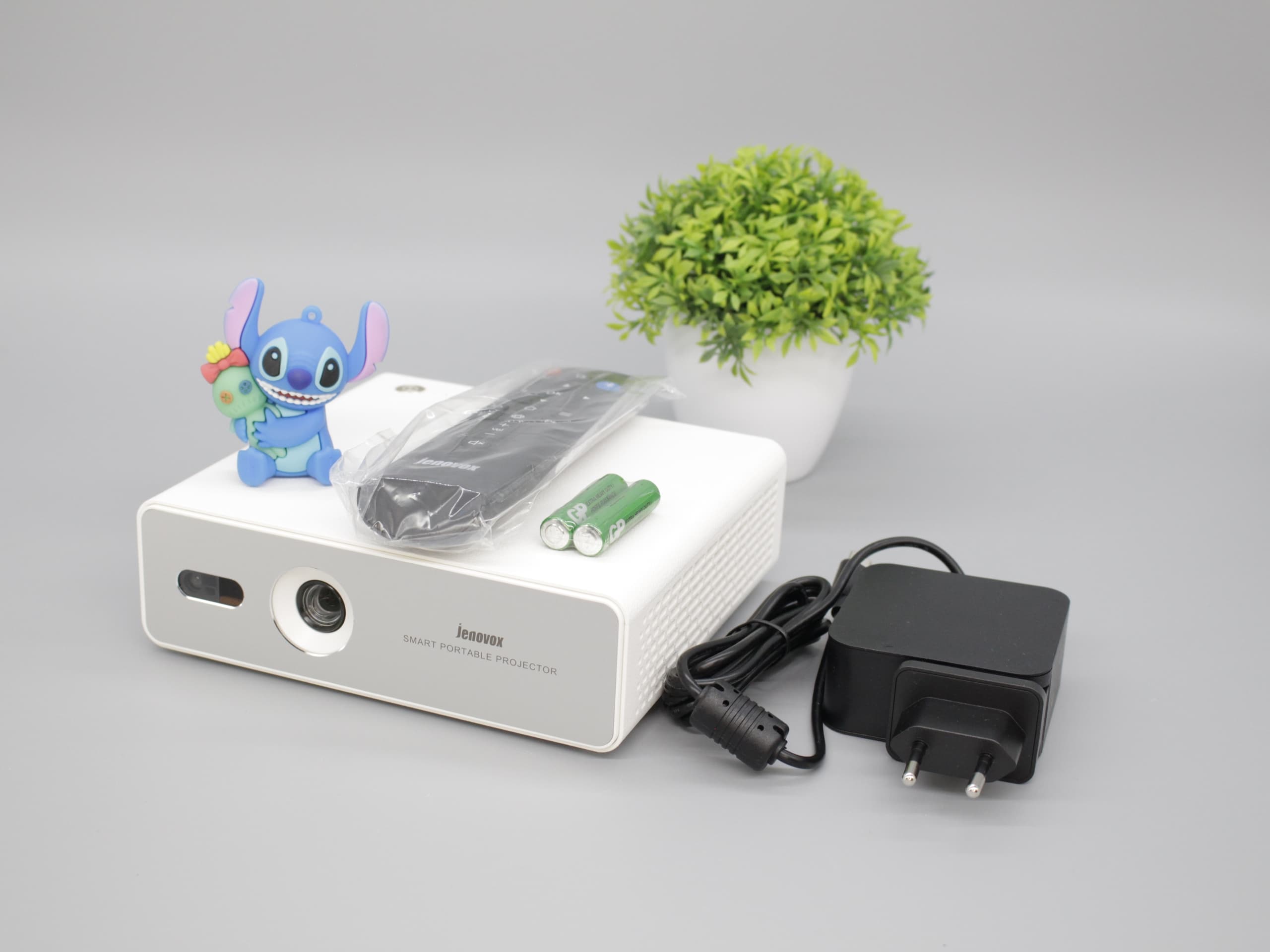 Jenovox M5000 Mini DLP Projekt - Outdoor Camping Tv incelemesi ve fiyatı